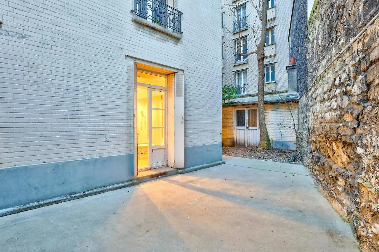 Apartment Superb T1Bis At 1Min From The Metro Porte St-Ouen Paris France